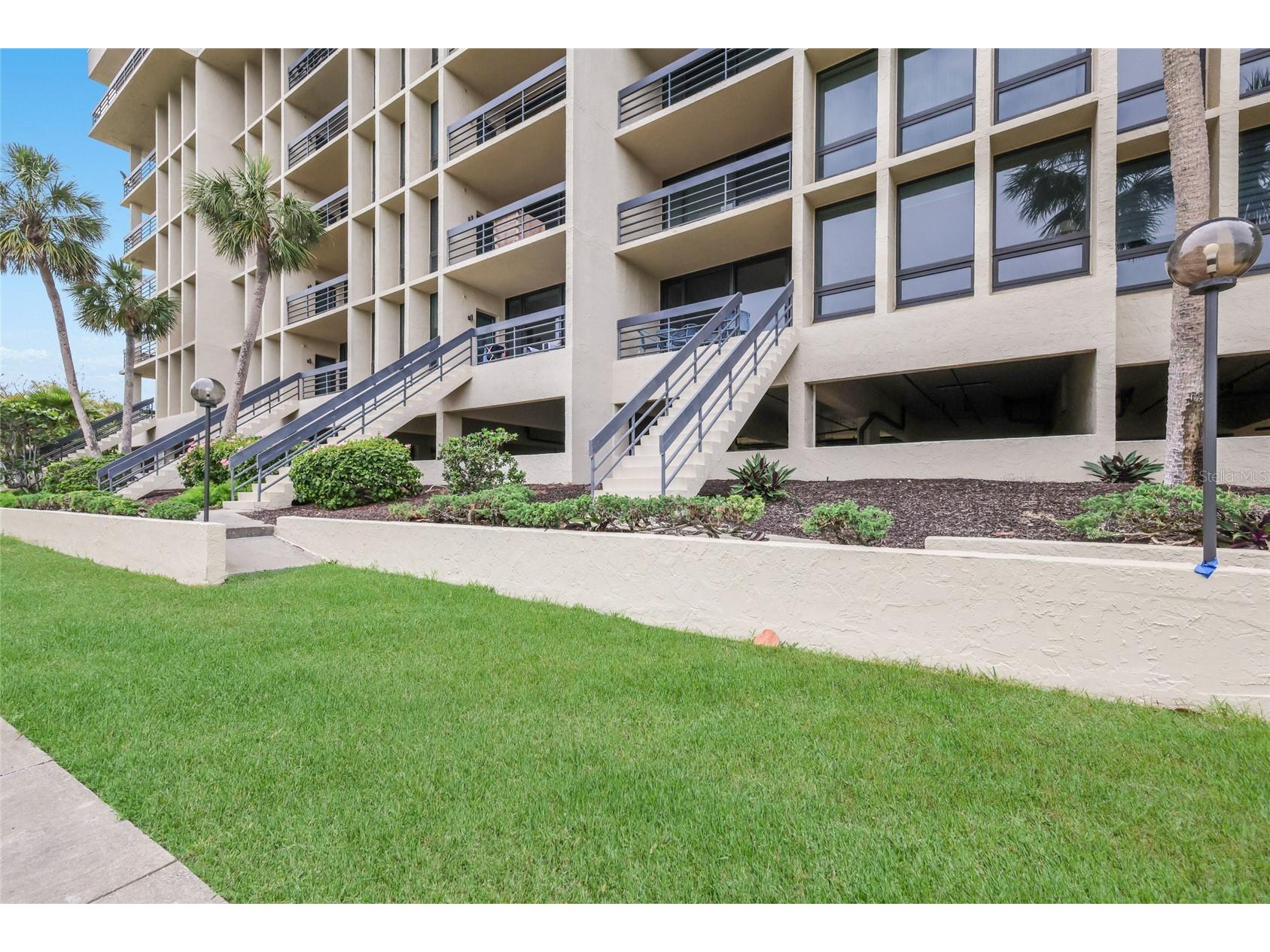 1095 Gulf Of Mexico Drive #102 Longboat Key FL 34228 - GULF OF MEXICO A4693425 image26