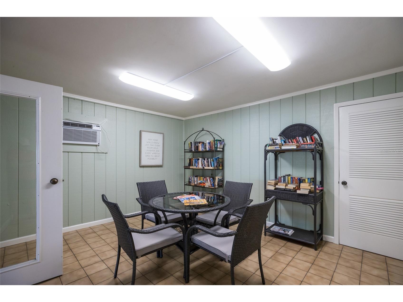 1095 Gulf Of Mexico Drive #102 Longboat Key FL 34228 - GULF OF MEXICO A4693425 image41
