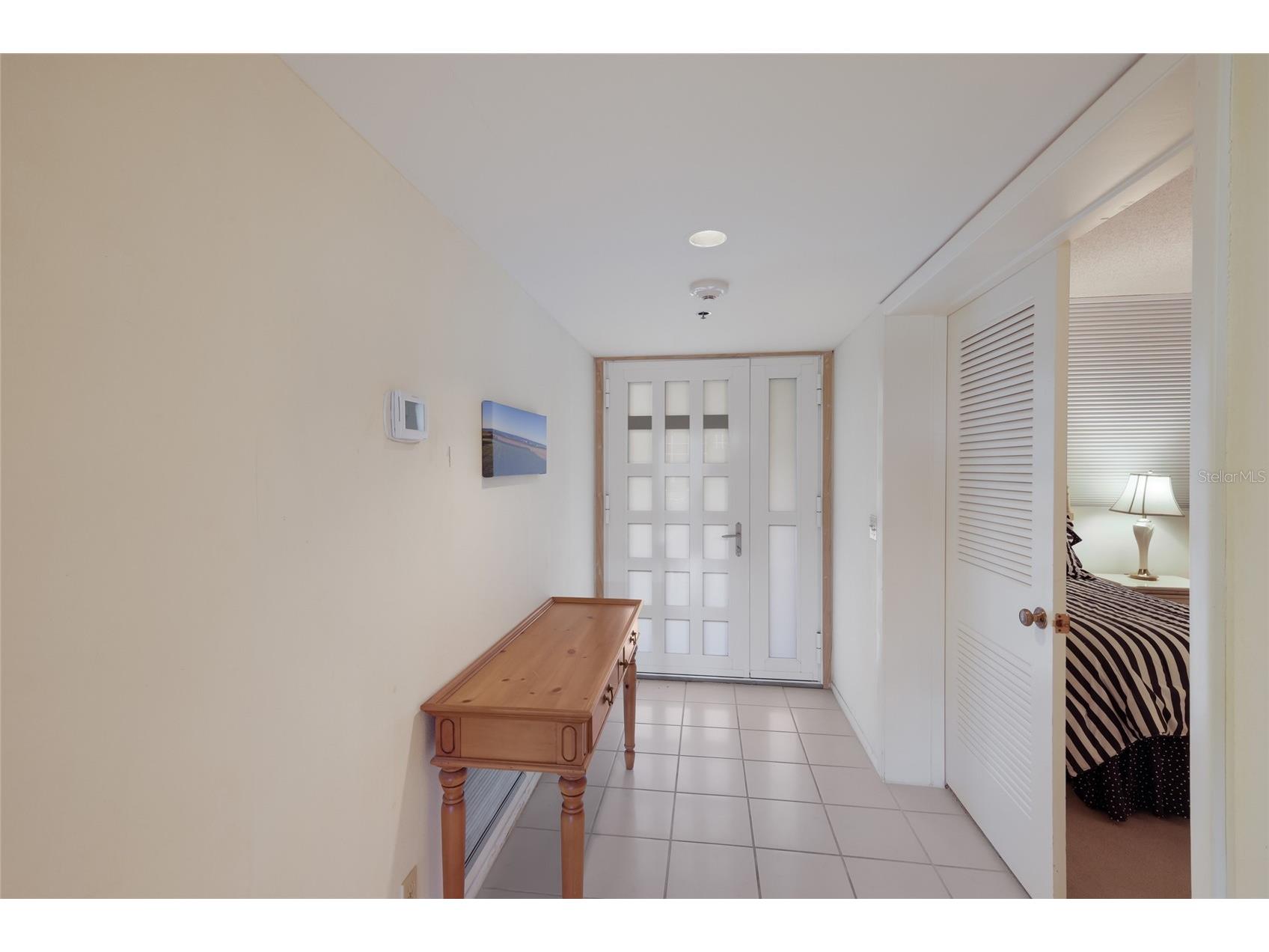 1095 Gulf Of Mexico Drive #102 Longboat Key FL 34228 - GULF OF MEXICO A4693425 image6