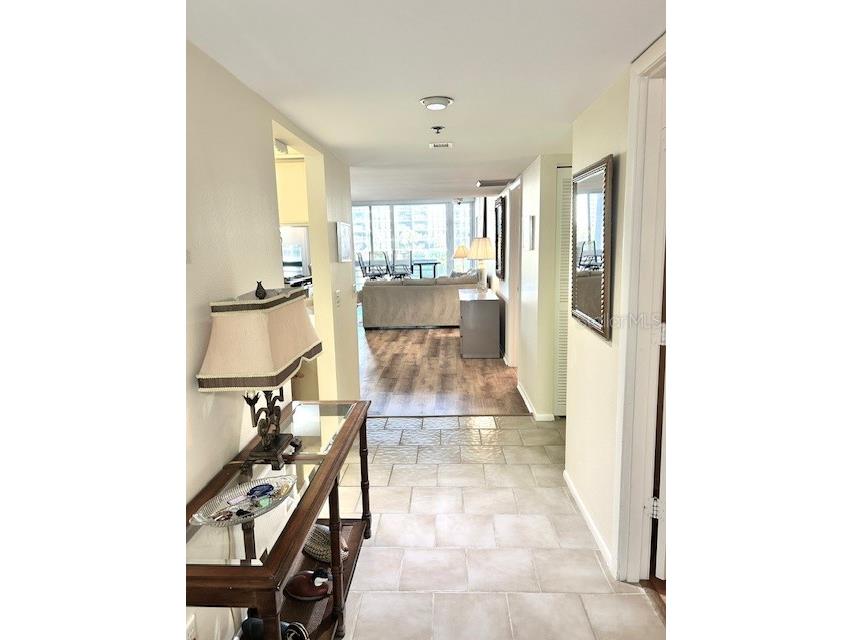 1095 Gulf Of Mexico Drive #104 Longboat Key FL 34228 A4686237 image4