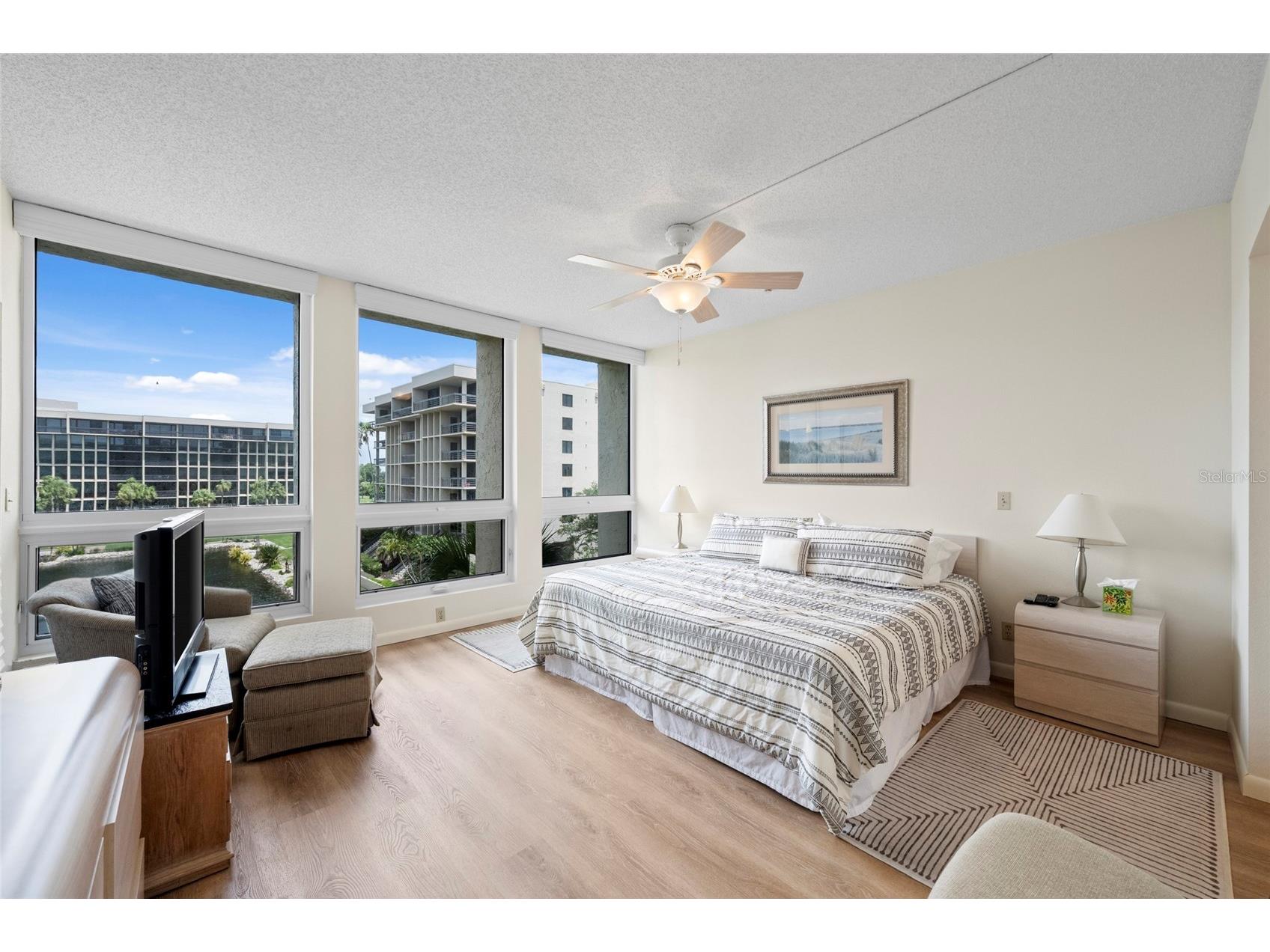 1095 Gulf Of Mexico Drive #303 Longboat Key FL 34228 - GULF OF MEXICO A4699853 image17