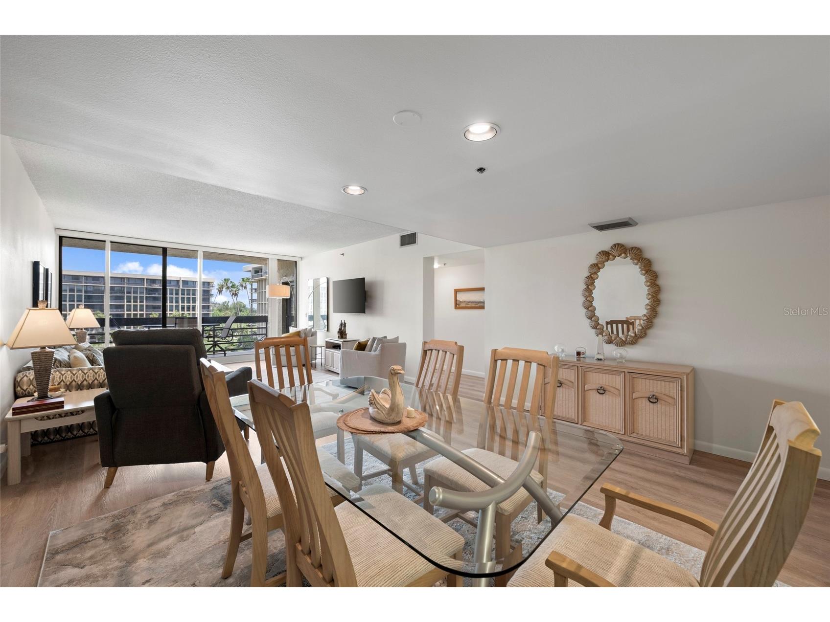 1095 Gulf Of Mexico Drive #303 Longboat Key FL 34228 - GULF OF MEXICO A4699853 image6