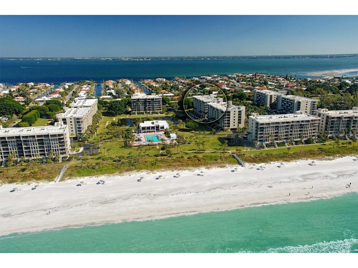 1095 Gulf Of Mexico Drive #502 Longboat Key FL 34228 - GULF OF MEXICO A4674457 image2