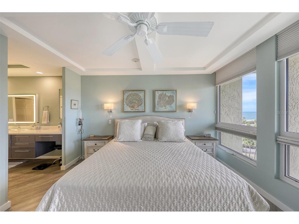 1095 Gulf Of Mexico Drive #502 Longboat Key FL 34228 - GULF OF MEXICO A4674457 image25