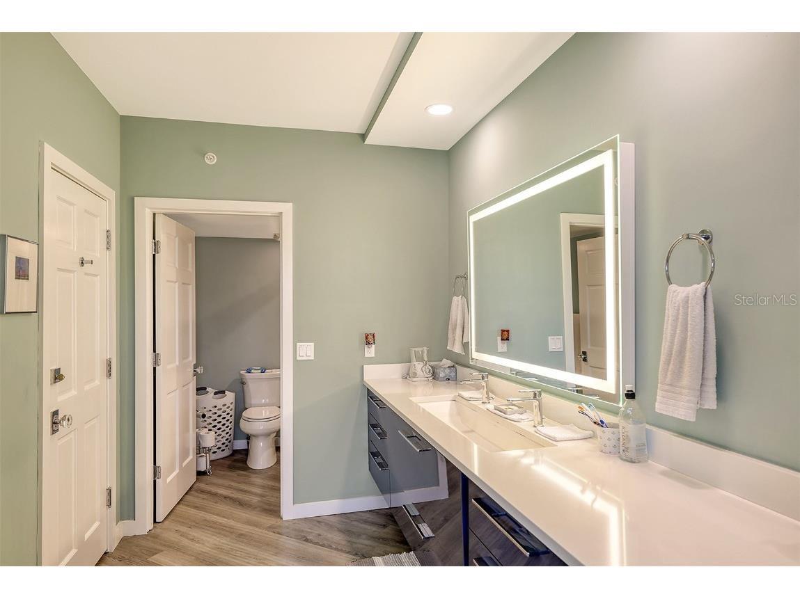 1095 Gulf Of Mexico Drive #502 Longboat Key FL 34228 - GULF OF MEXICO A4674457 image26