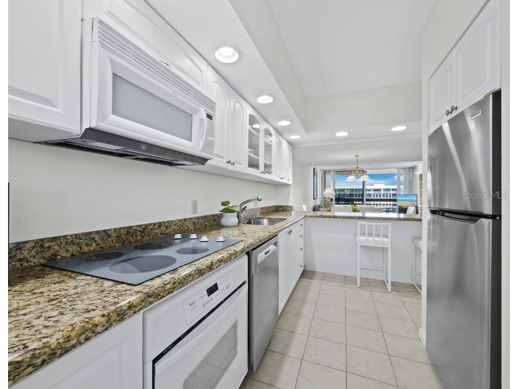 1095 Gulf Of Mexico Drive #503 Longboat Key FL 34228 - GULF OF AMERICA A4648009 image14