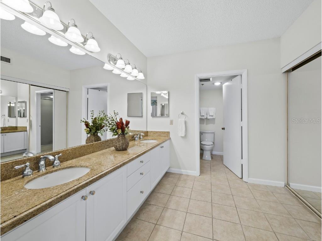 1095 Gulf Of Mexico Drive #503 Longboat Key FL 34228 - GULF OF AMERICA A4648009 image20