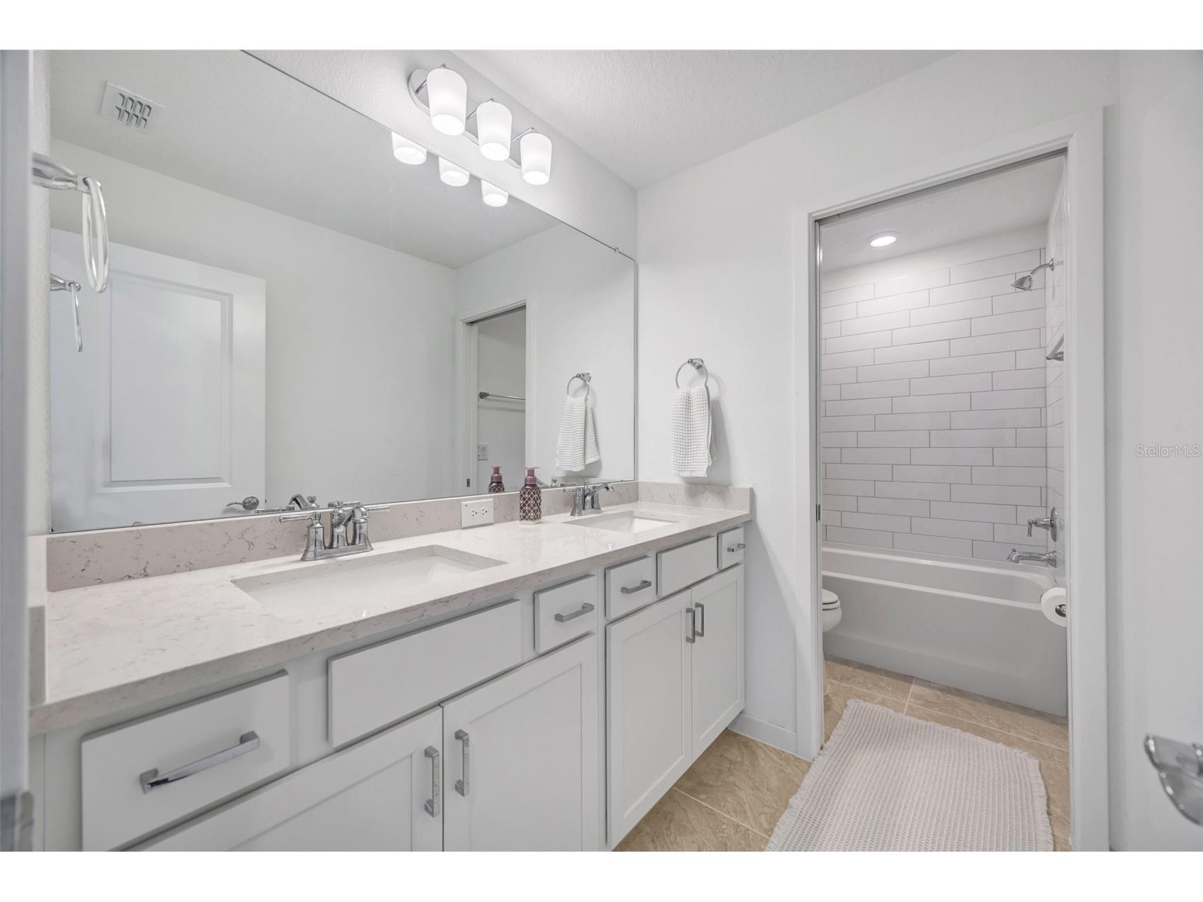 1095 Kistna Drive Zephyrhills FL 33540 TB8469345 image48