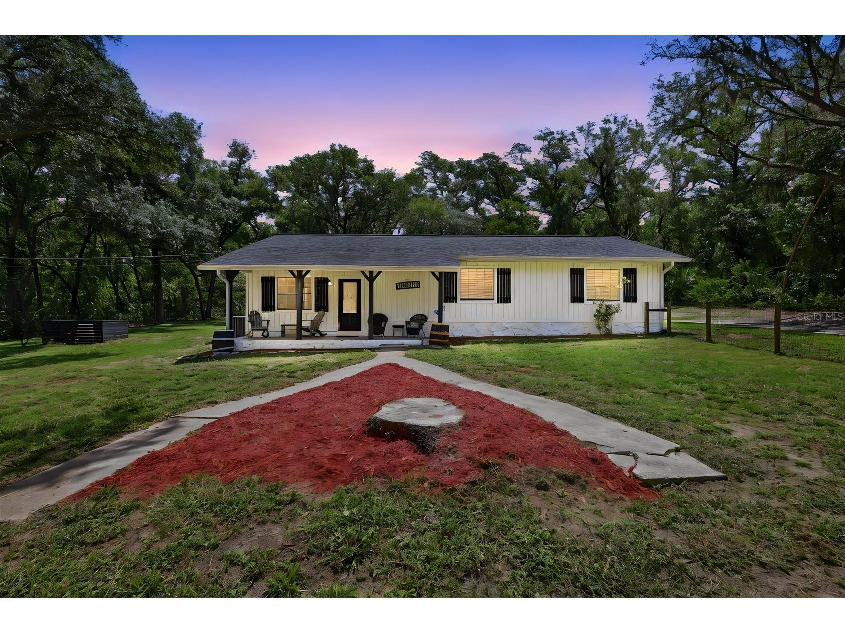 1095 S Ridgewood Avenue Deland FL 32720 V4949918 image1