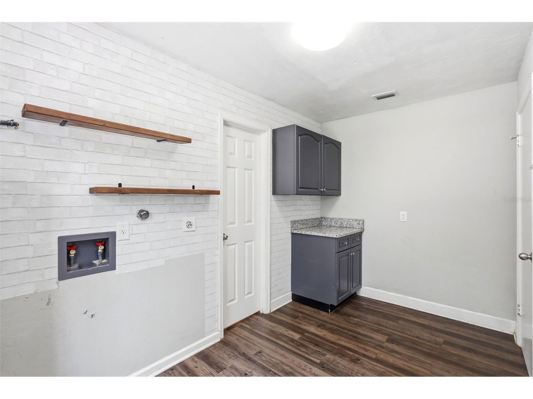 1095 S Ridgewood Avenue Deland FL 32720 V4949918 image33