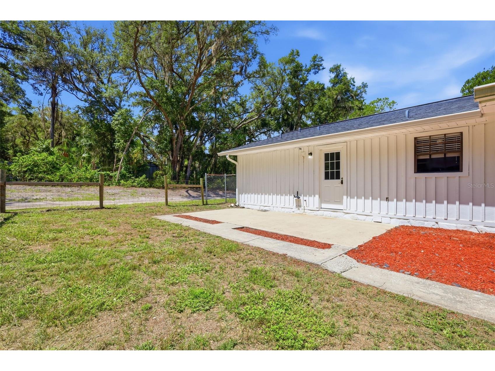 1095 S Ridgewood Avenue Deland FL 32720 V4949918 image5