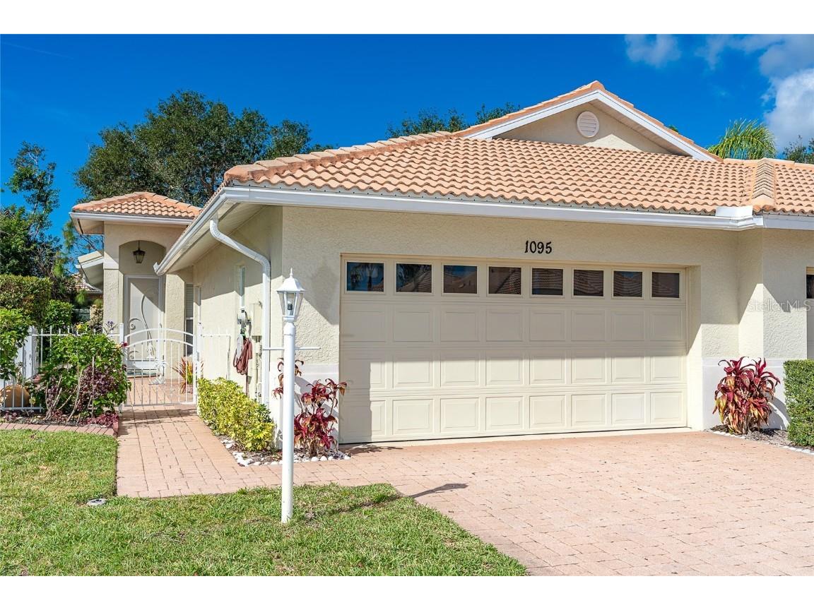 1095 Topelis Drive Englewood FL 34223 D6128859 image1