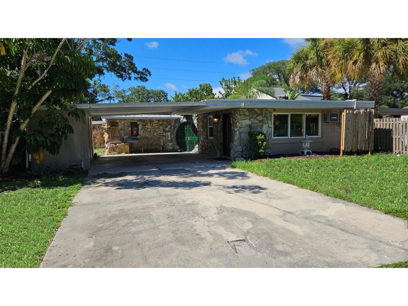 10951 61st Avenue Seminole FL 33772 A4614744 image1