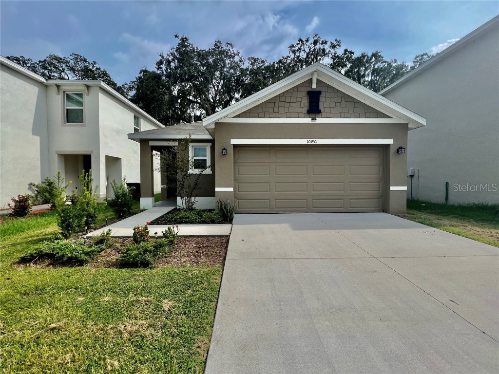 10959 Trailing Vine Drive Tampa FL 33610 T3468149 image1