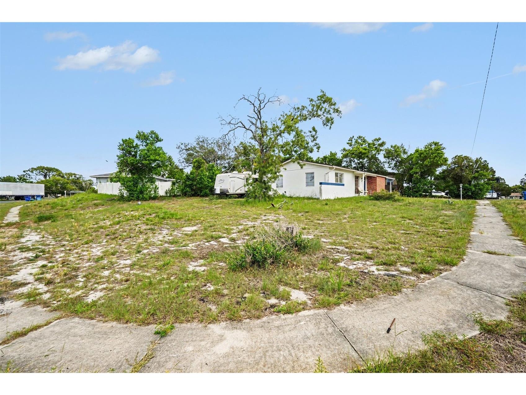 1096 Marlow Avenue Spring Hill FL 34606 TB8518485 image4