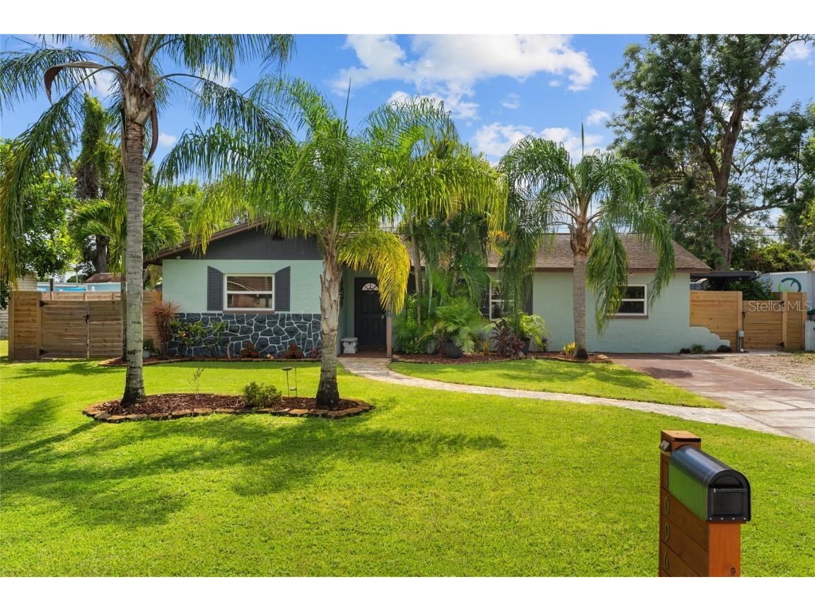 10964 Temple Avenue Seminole FL 33772 TB8431178 image1