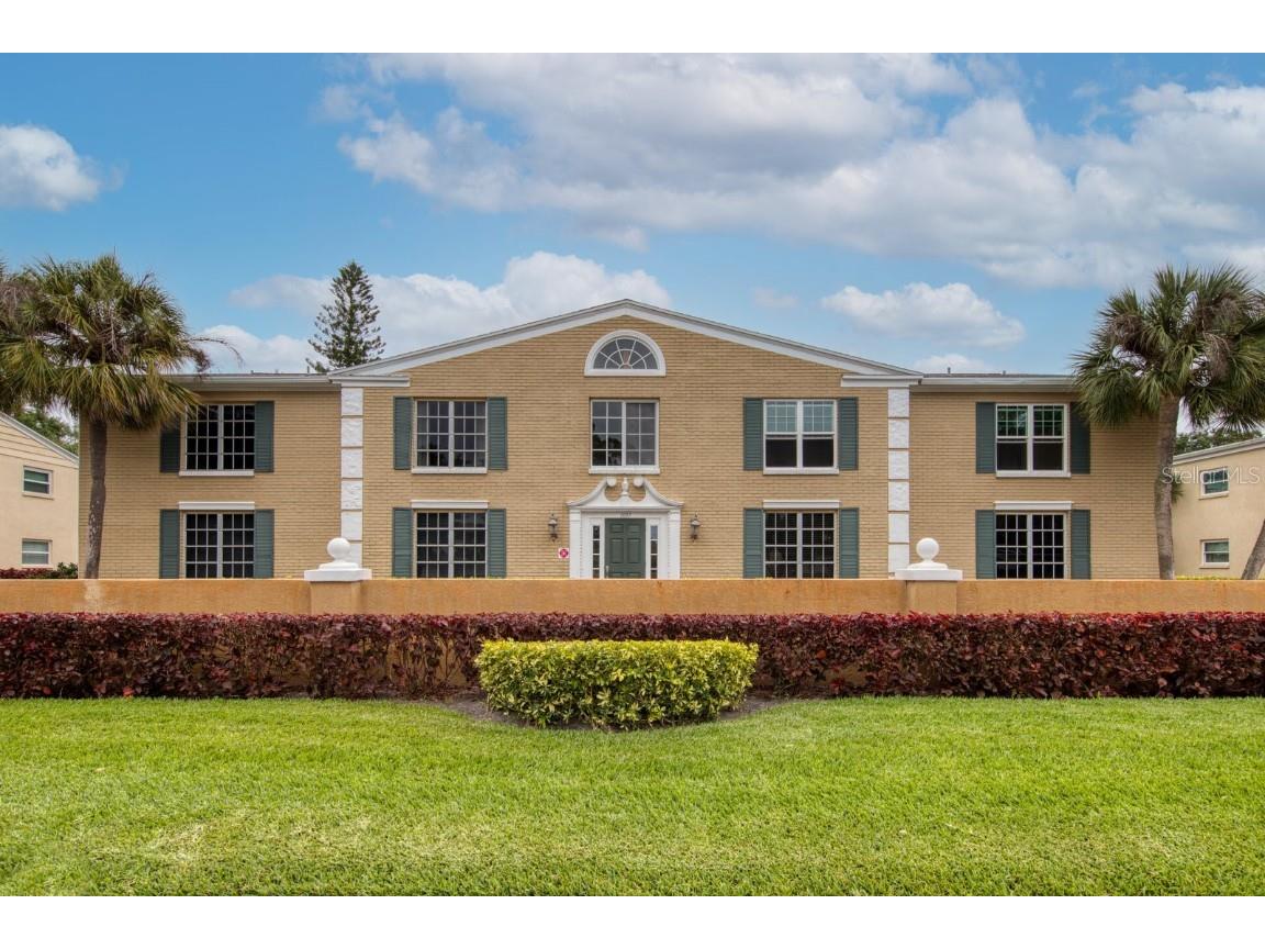 1097 Eden Isle Boulevard NE #3 Saint Petersburg FL 33704 U8196849 image1