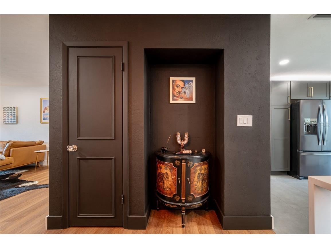 1097 Eden Isle Boulevard NE #3 Saint Petersburg FL 33704 TB8444490 image10