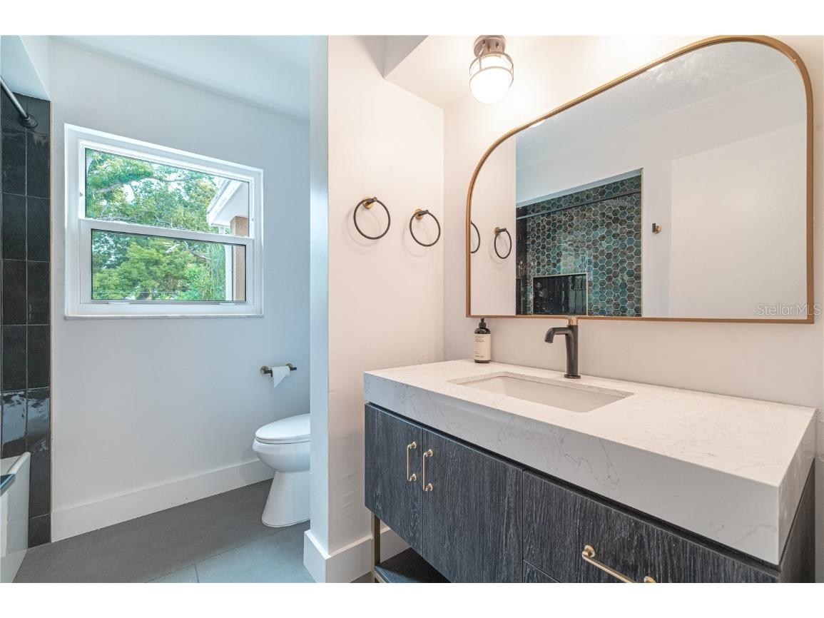 1097 Eden Isle Boulevard NE #3 Saint Petersburg FL 33704 TB8444490 image21