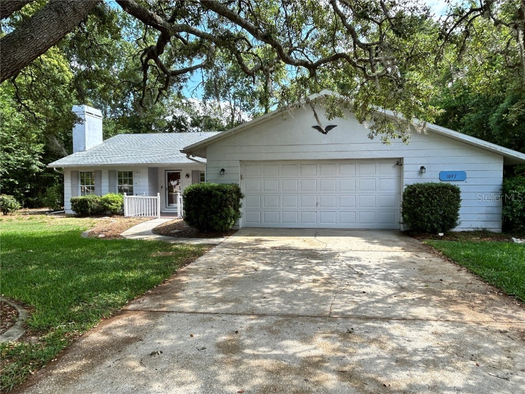 1097 Florian Way Spring Hill FL 34609 W7864745 image1