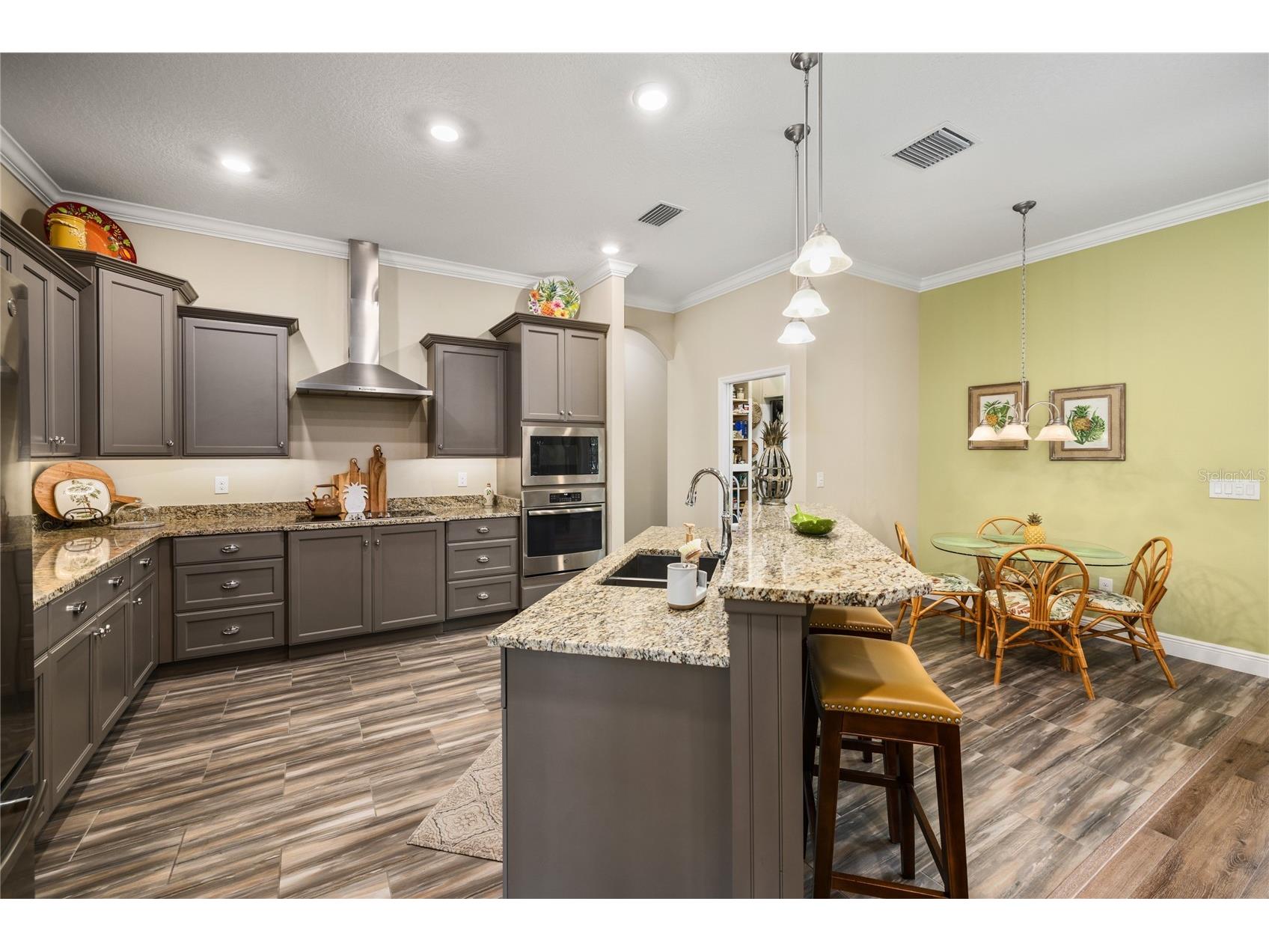 1097 Sugar Loaf Key Loop Lady Lake FL 32159 O6414780 image9