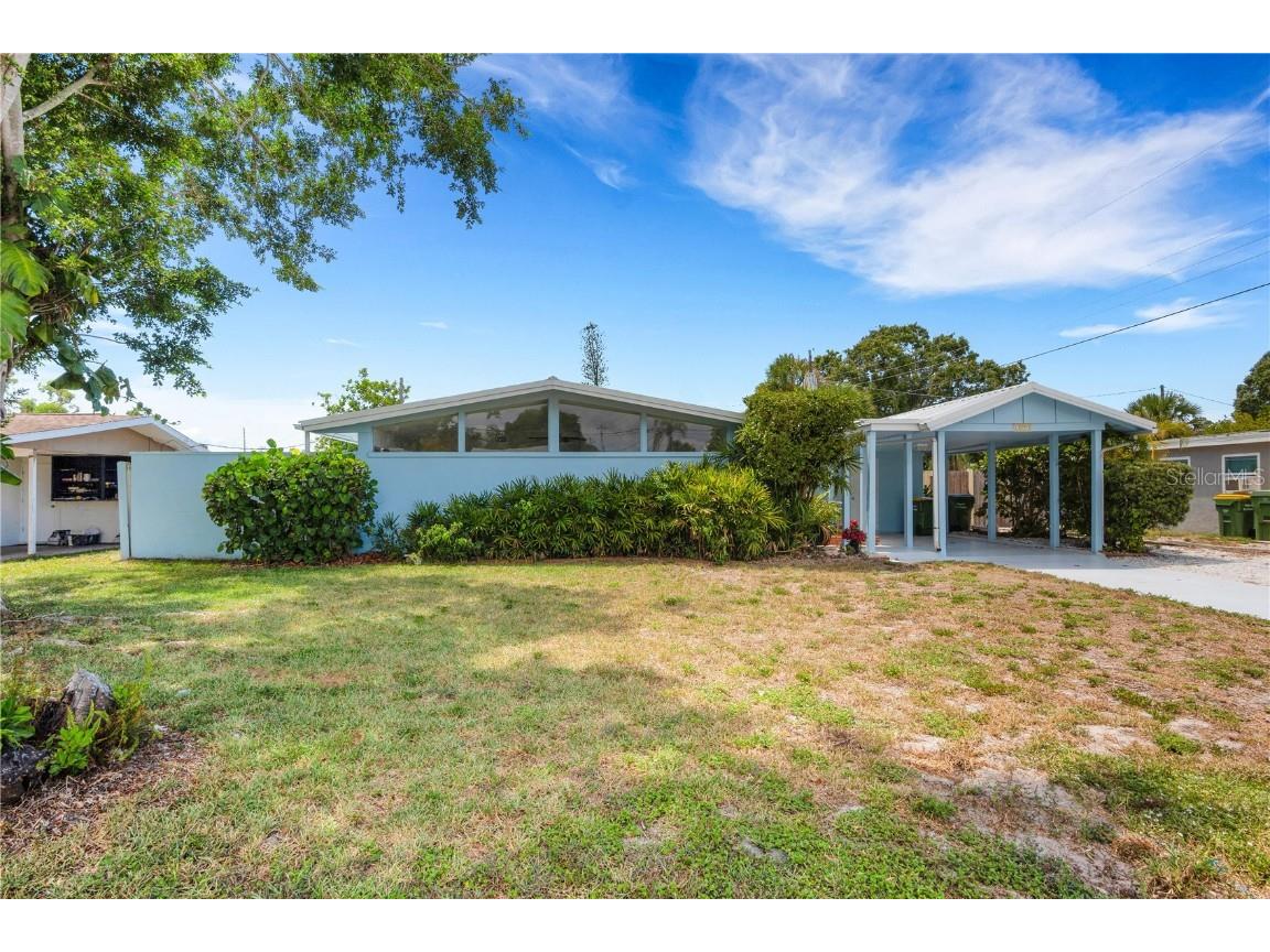 1097 Tarpon Avenue Sarasota FL 34237 A4579077 image1