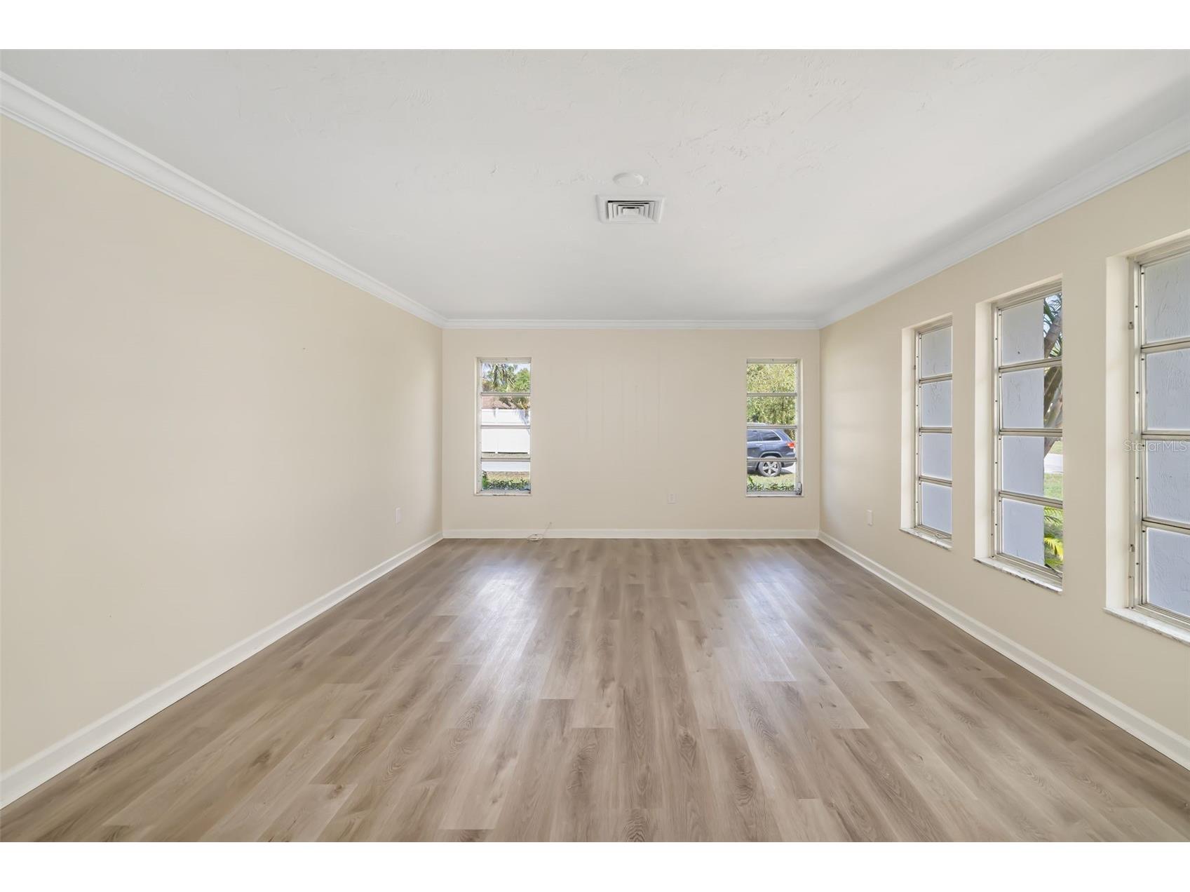 1097 Willis Avenue Sarasota FL 34232 A4685461 image16