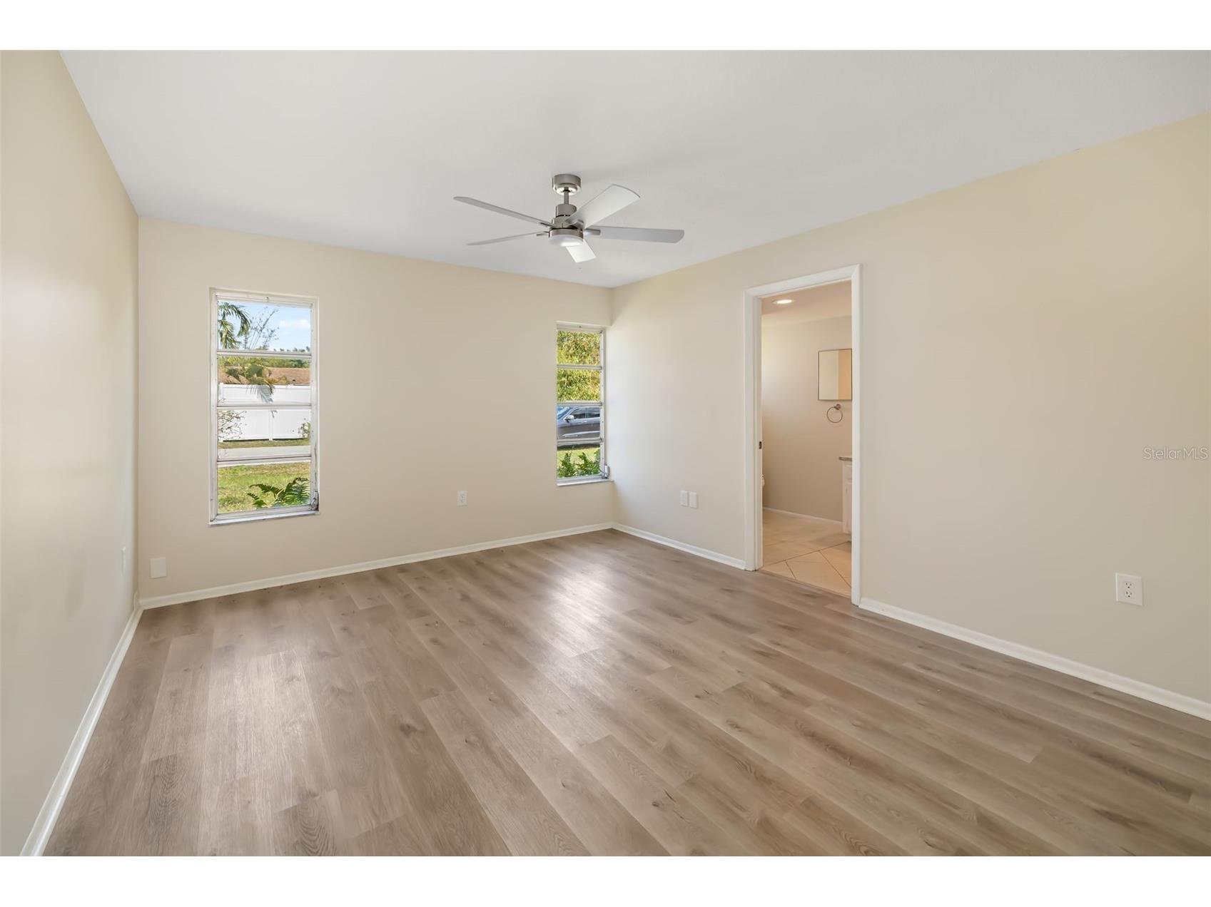 1097 Willis Avenue Sarasota FL 34232 A4685461 image28