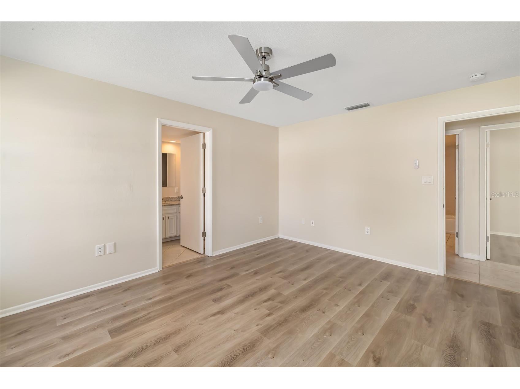 1097 Willis Avenue Sarasota FL 34232 A4685461 image30