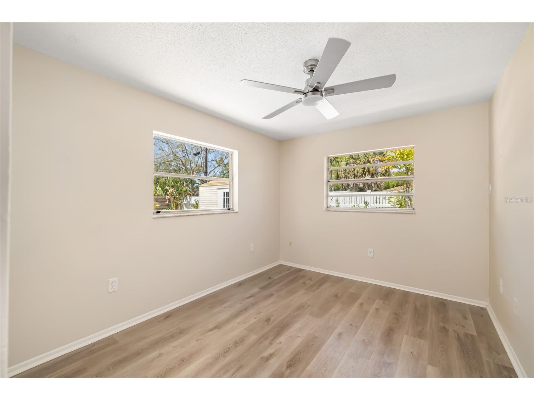 1097 Willis Avenue Sarasota FL 34232 A4685461 image36
