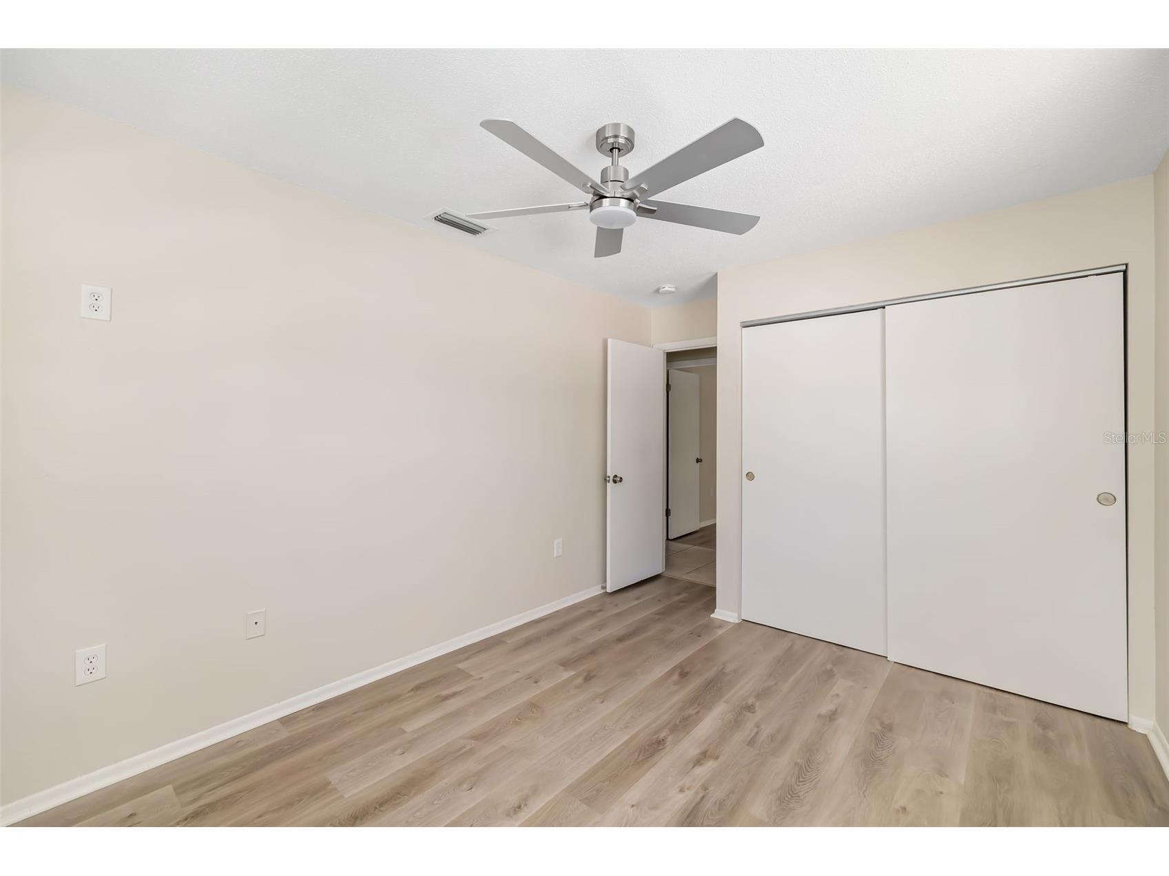 1097 Willis Avenue Sarasota FL 34232 A4685461 image37