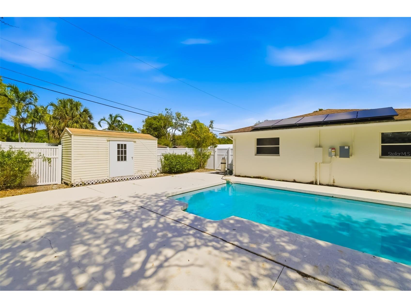1097 Willis Avenue Sarasota FL 34232 A4685461 image39