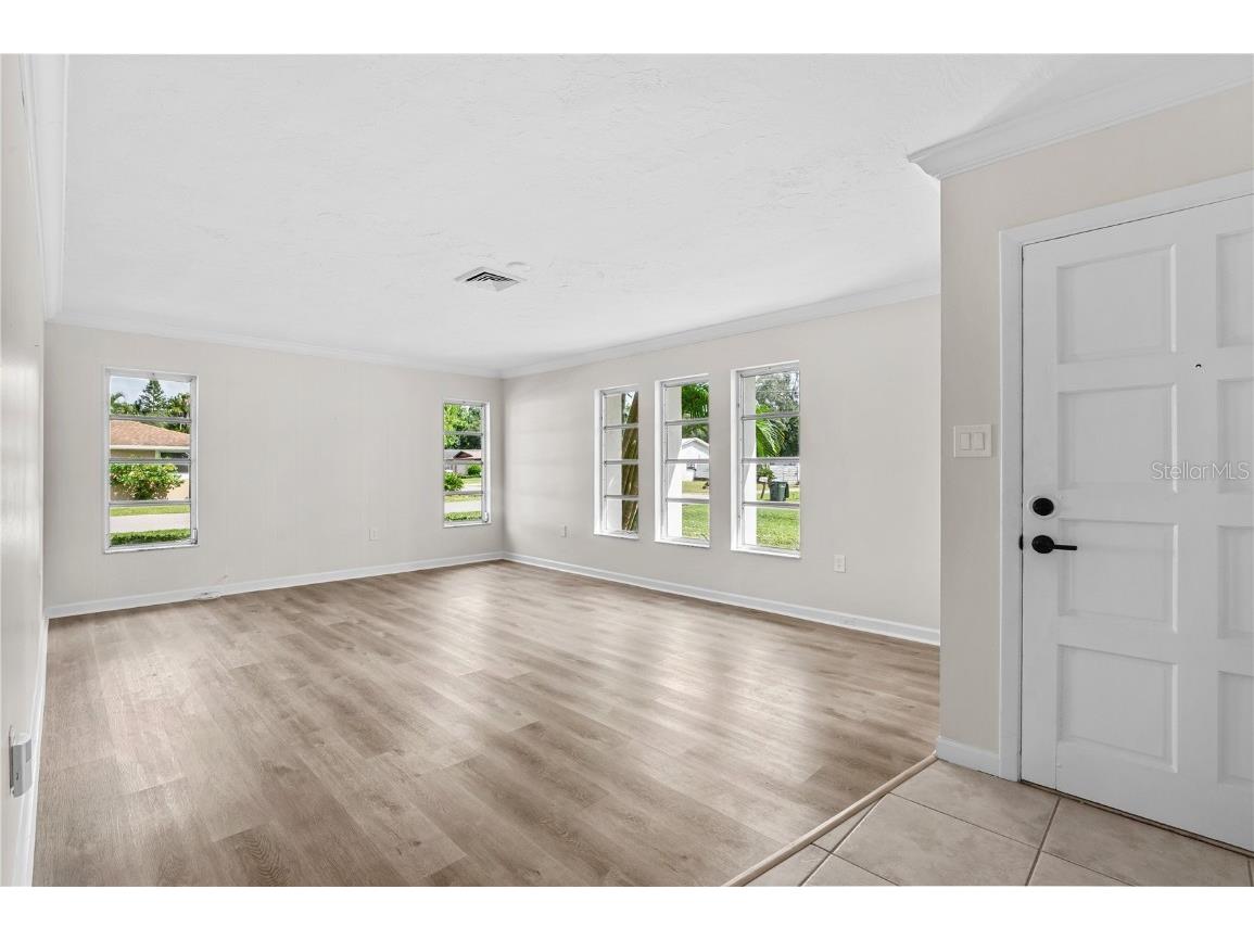 1097 Willis Avenue Sarasota FL 34232 C7516370 image5