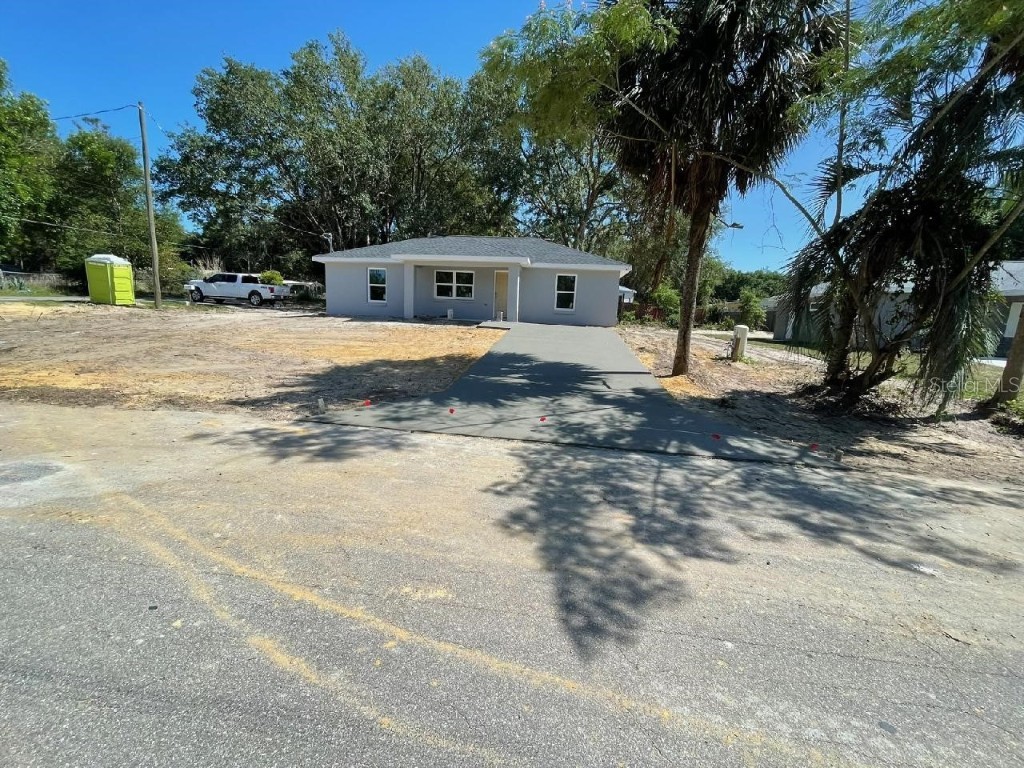 10970 SE 130th Lane Ocklawaha FL 32179 OM657889 image1