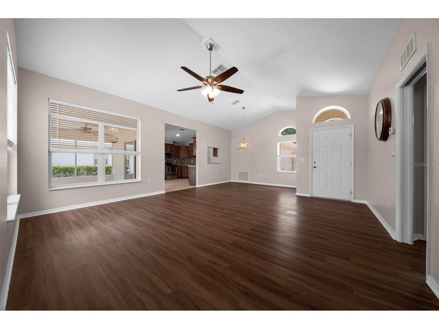 10972 SW 69th Circle Ocala FL 34476 OM723644 image4
