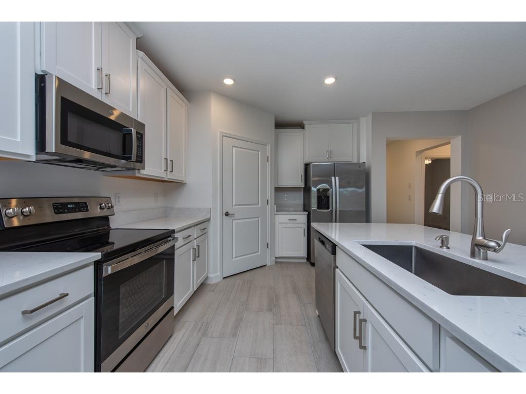 10976 Gable Dig Loop San Antonio FL 33576 TB8447536 image12