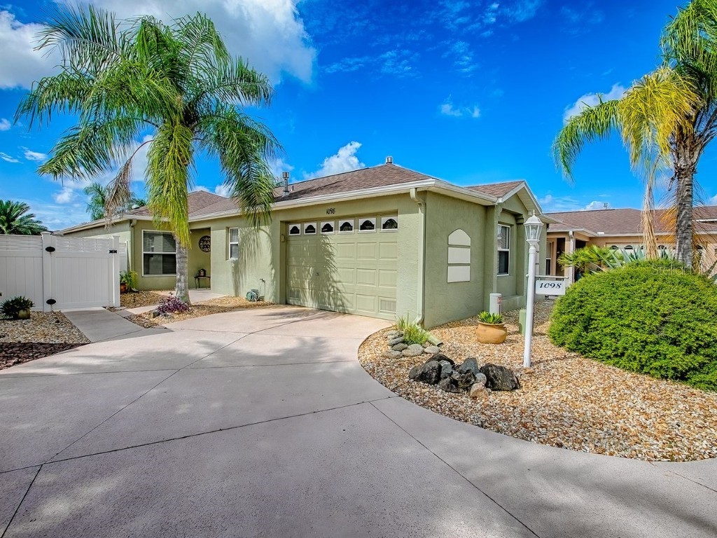 1098 Burnettown Place The Villages FL 32162 G5099592 image1