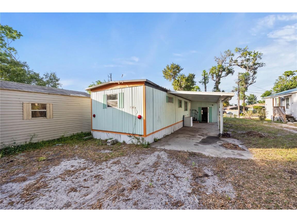 1098 NW 7th Boulevard Lake Panasoffkee FL 33538 - LAKE PANASOFFKEE G5095779 image1