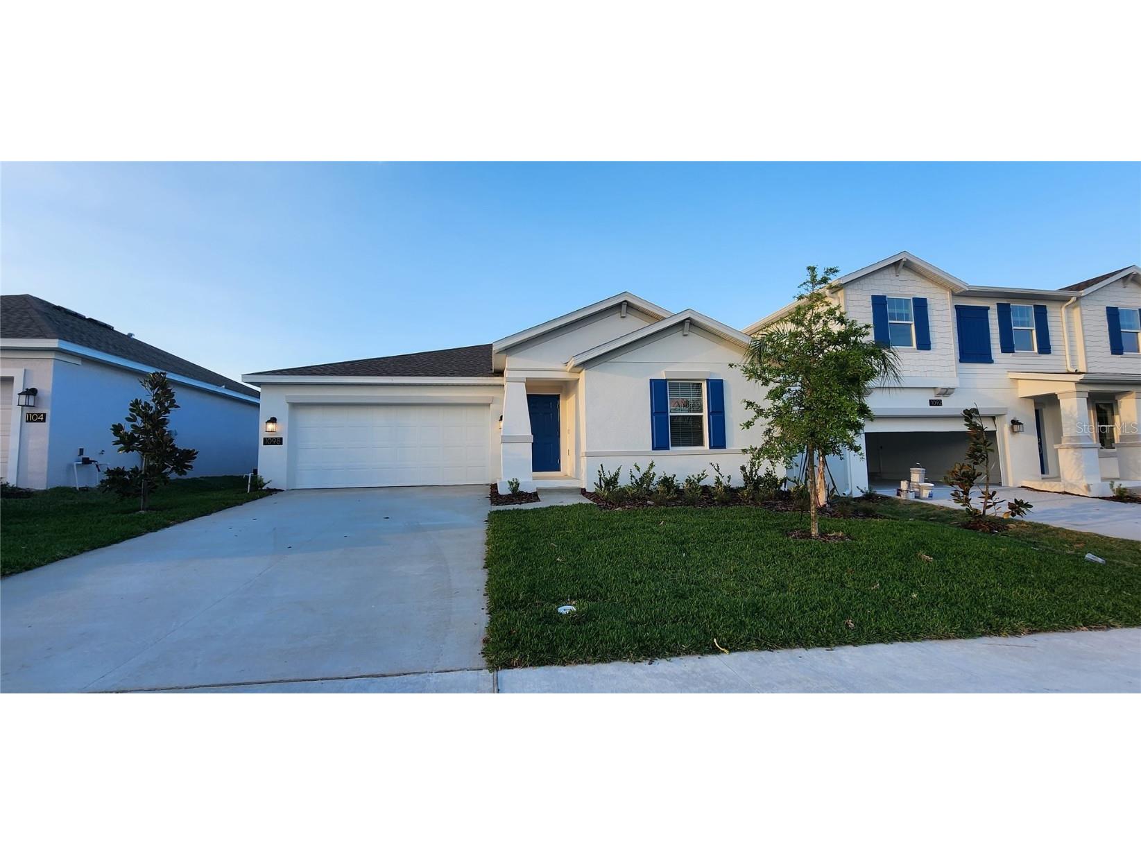 1098 Peach Creek Drive Osteen FL 32764 O6189907 image1