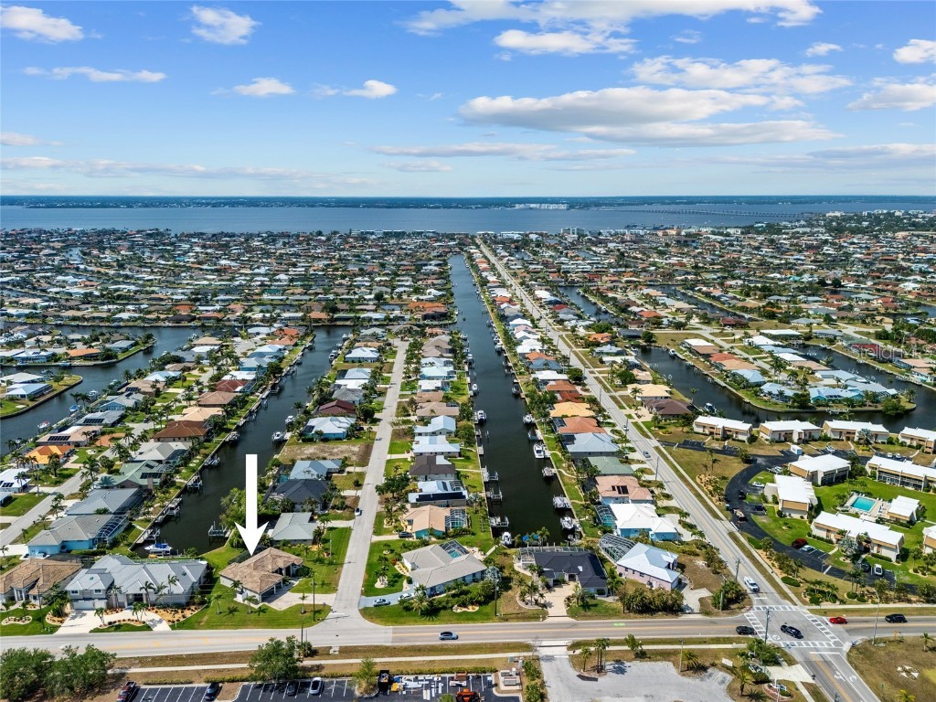 1099 Cimarron Drive Punta Gorda FL 33950 C7513825 image2