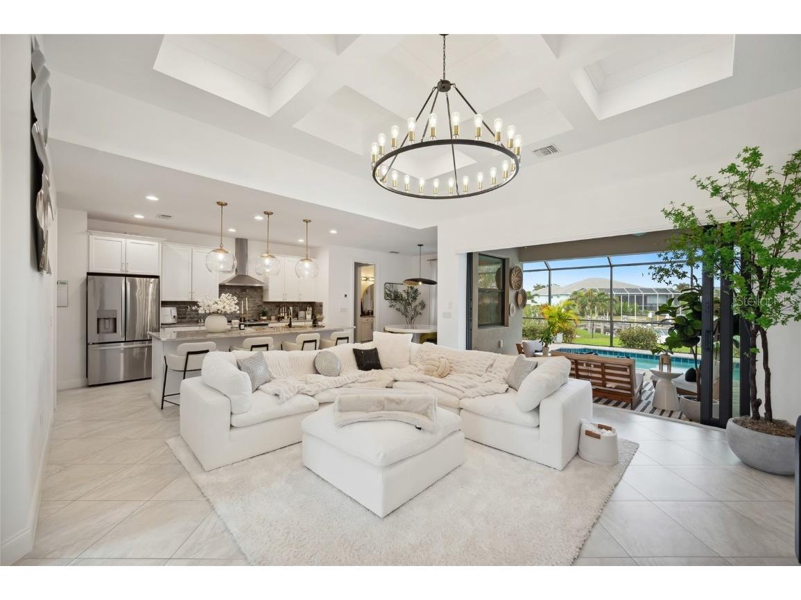 1099 Cimarron Drive Punta Gorda FL 33950 C7513825 image5