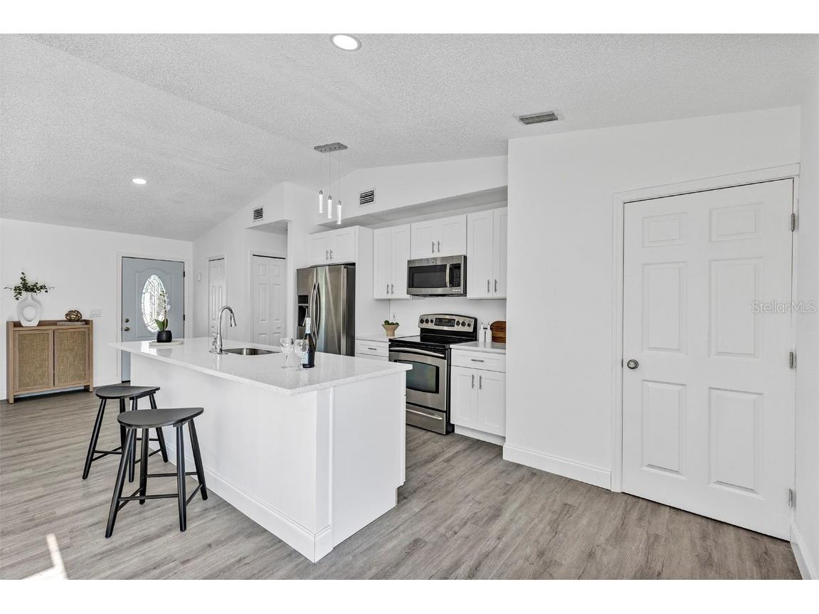 1099 Dusseldorf Avenue NW Palm Bay FL 32907 O6338311 image12