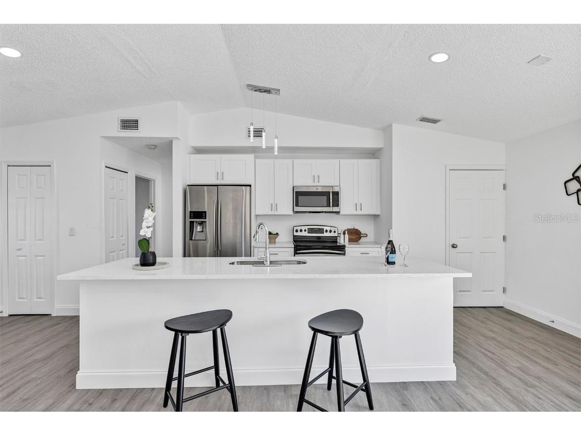 1099 Dusseldorf Avenue NW Palm Bay FL 32907 O6338311 image8