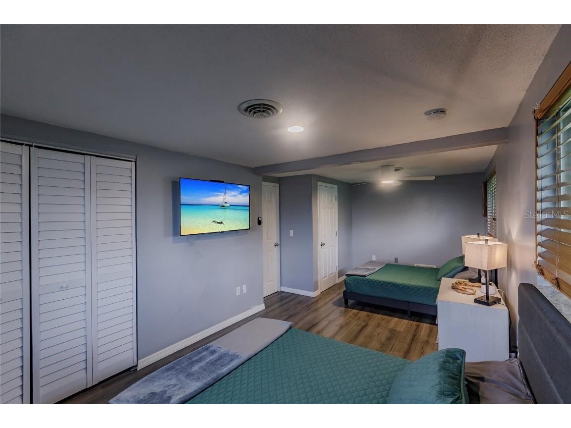 1099 Iowa Avenue Englewood FL 34223 A4659809 image13