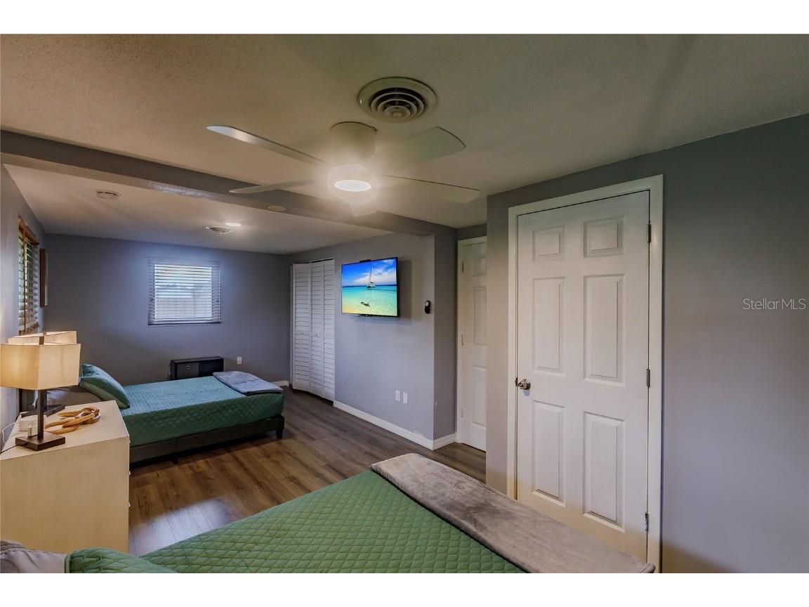 1099 Iowa Avenue Englewood FL 34223 A4659809 image14