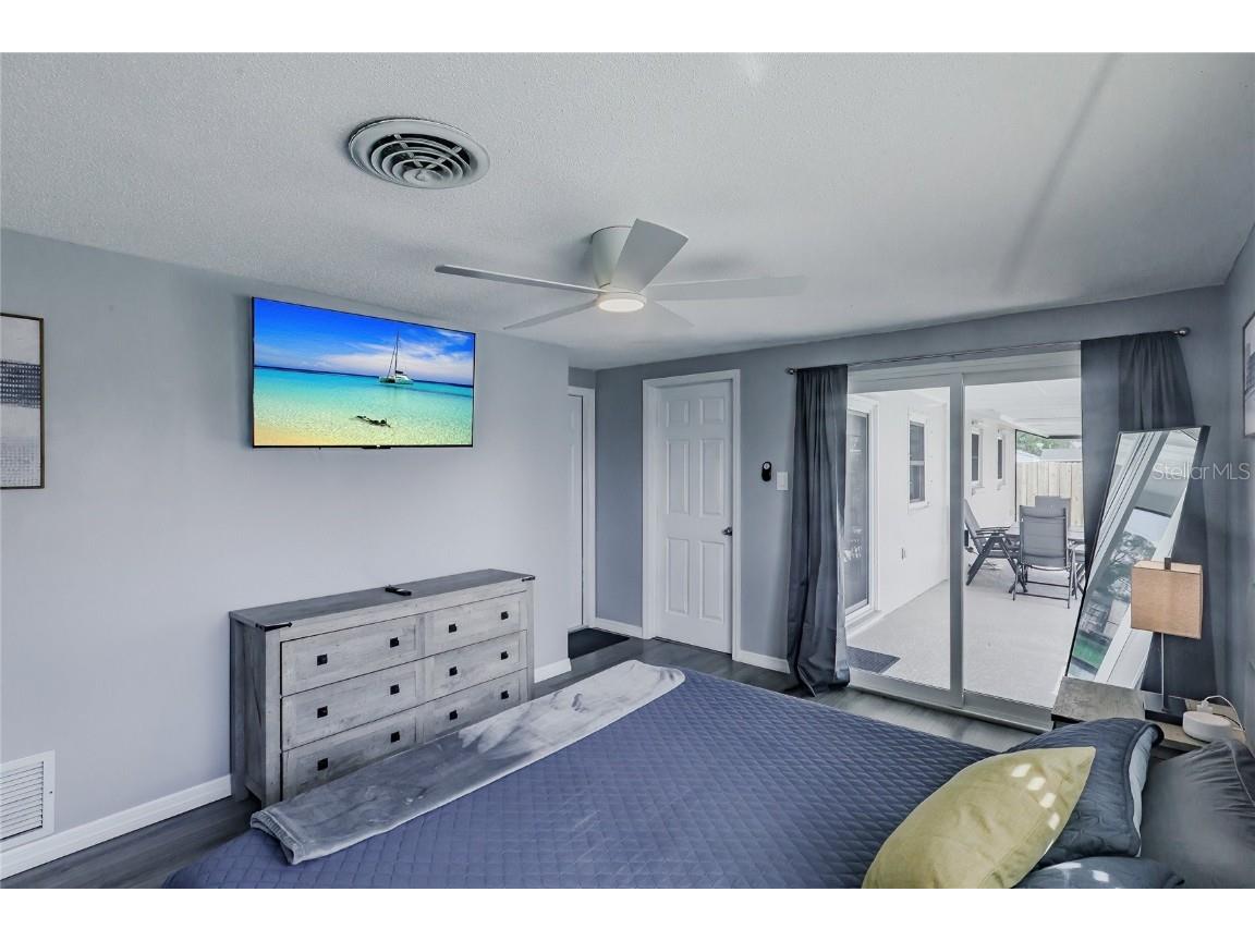 1099 Iowa Avenue Englewood FL 34223 A4659809 image20