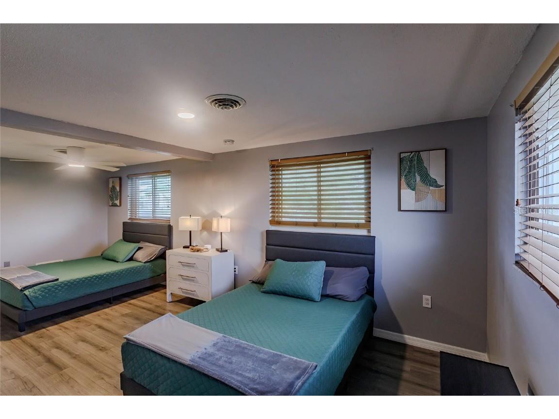 1099 Iowa Avenue Englewood FL 34223 A4659809 image22