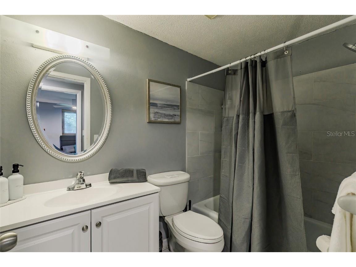 1099 Iowa Avenue Englewood FL 34223 A4659809 image26