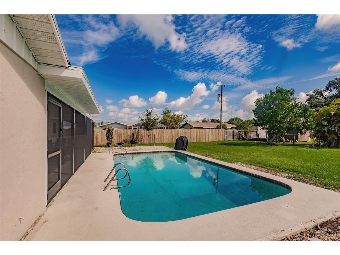 1099 Iowa Avenue Englewood FL 34223 A4659809 image31