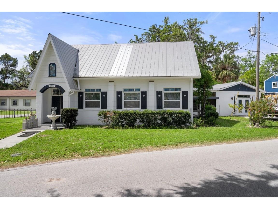 10990 and 11000 W Seminole Place Homosassa FL 34448 OM700339 image1